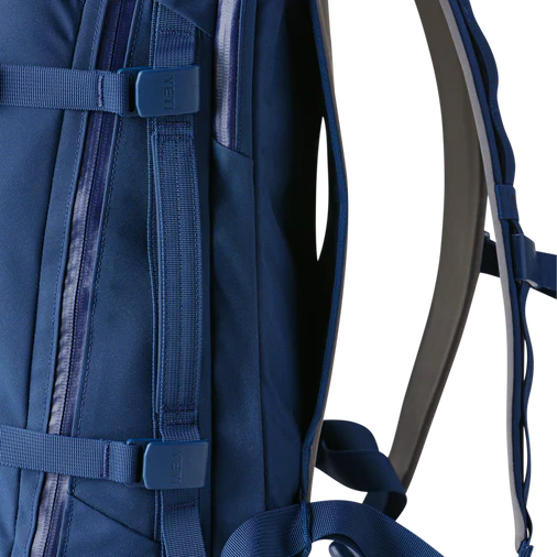 Yeti Crossroads Backpack 27L - Image 5